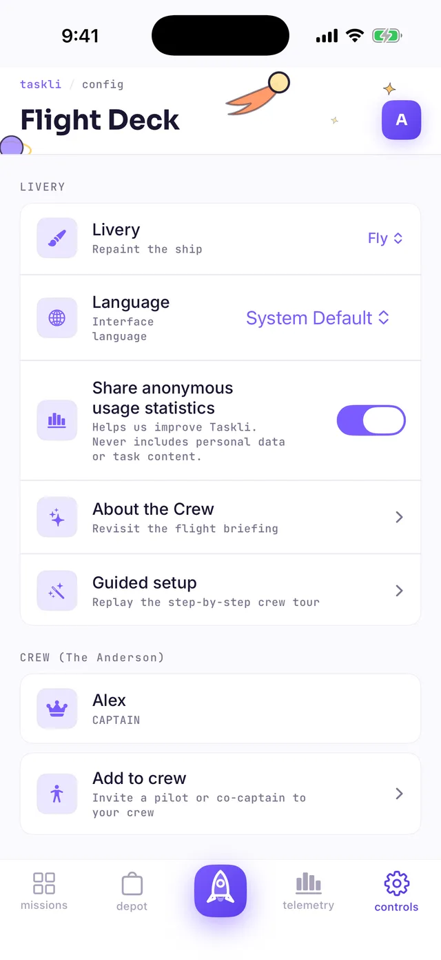 Flight Deck settings: the LIVERY section with a theme picker (Fly selected) and a language switcher